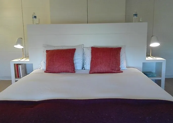 ベッド・アンド・ブレックファスト Little